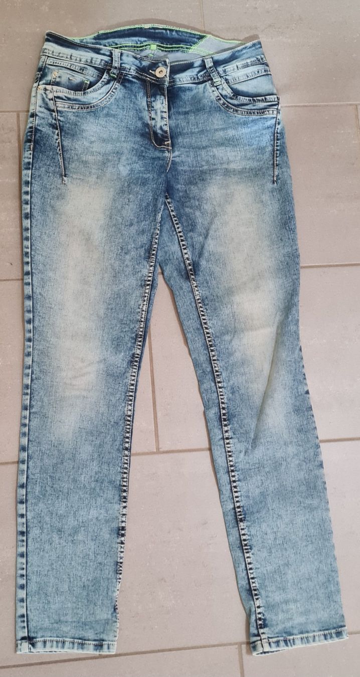 Jeans: Jeans Grösse 29 – Neu (gemäss Beschreibung) aus Bäriswil BE von irwu