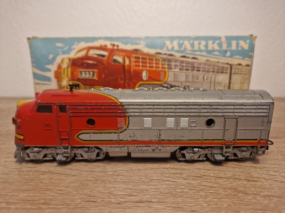 Marklin 3060&4060 HOゲージ　SANTA FE鉄道機関車セット Amazon.co.jp: Marklin 30604060 HOゲージ SANTA FE鉄道機関車