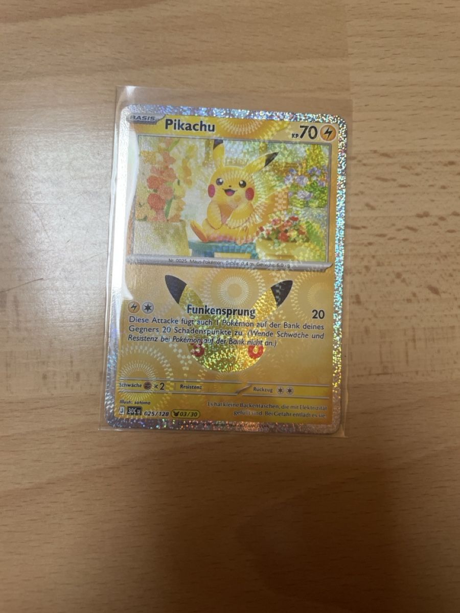 Pokémon Carte collezionabili: Pikachu 30th anniversary 03/30 – Usato da Bazenheid venduto da Toulouse12