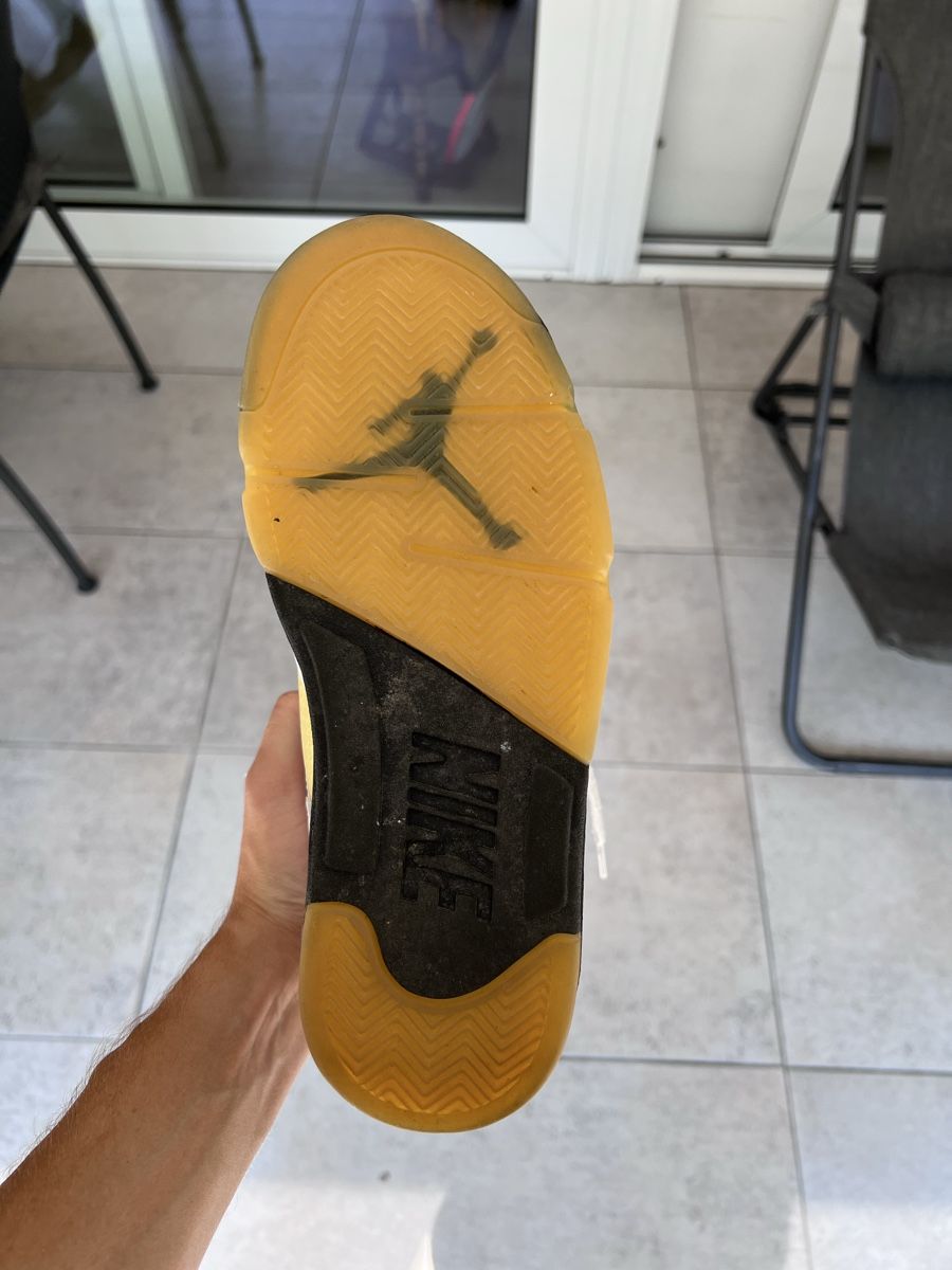 Jordan Herrenschuhe: Jordan 5 A Ma Maniére Dawn – Gebraucht aus Gordola von igo_9qdh 8