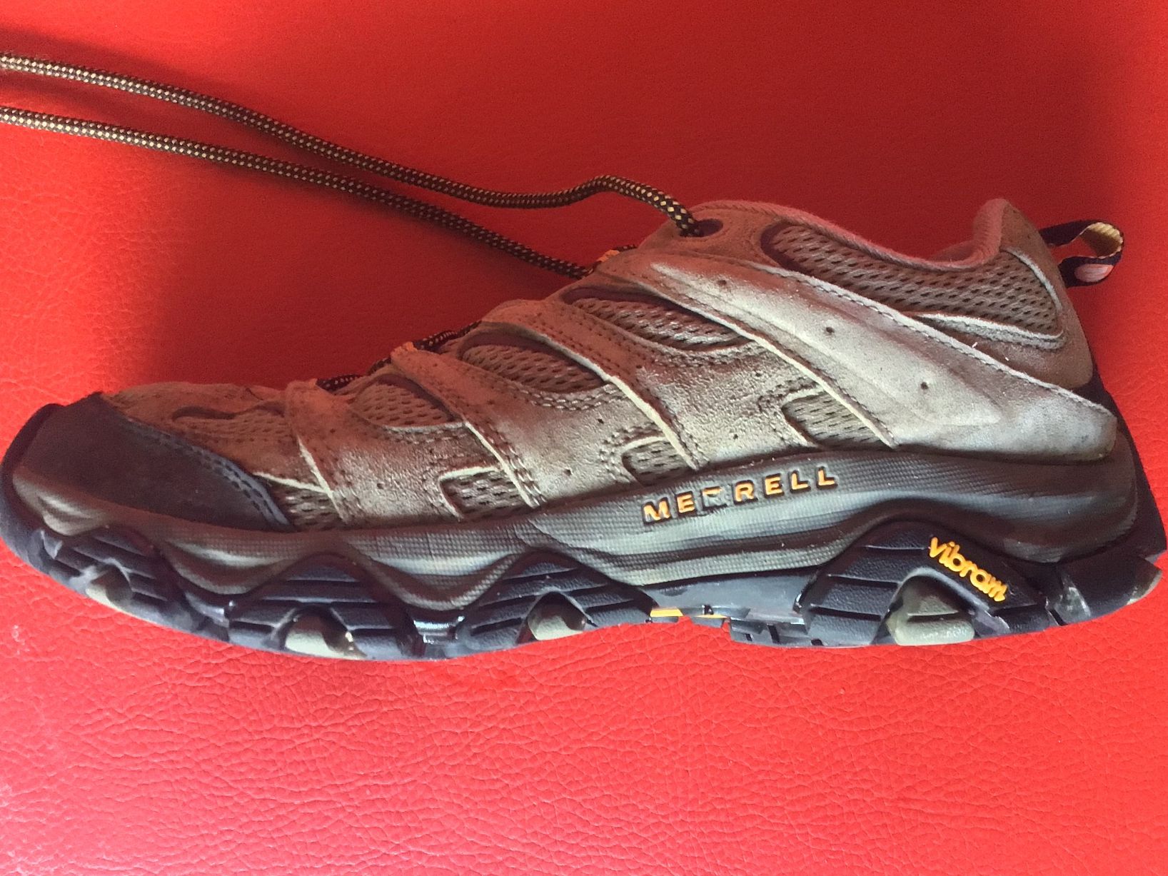 Merrell Chaussures hommes: Merrell Moab 3 Wanderschuhe Gr. 43 – D'occasion à Zürich par mir_9hw7 2