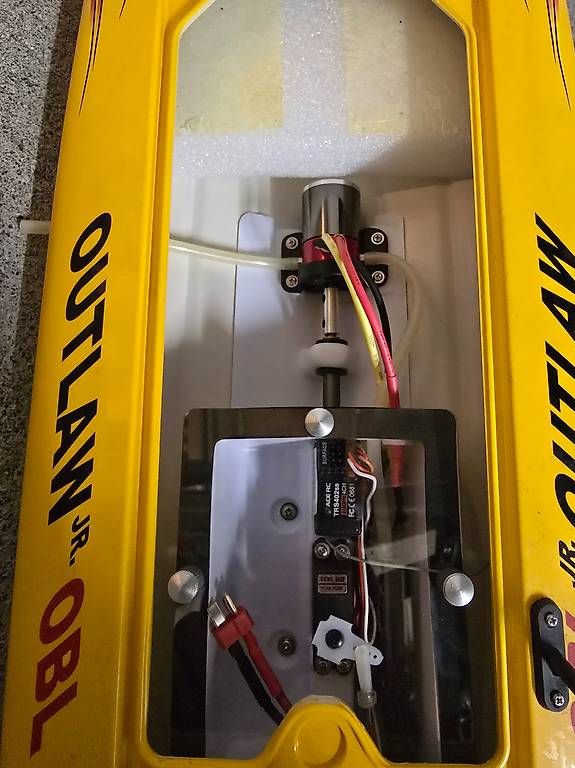 Modellismo RC: RC Rennboot nie gebraucht – Usato da Aarburg venduto da Thaler07 3
