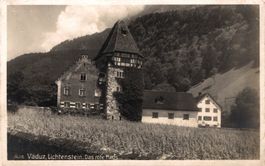 Vaduz, Liechtenstein. Das rote Haus
