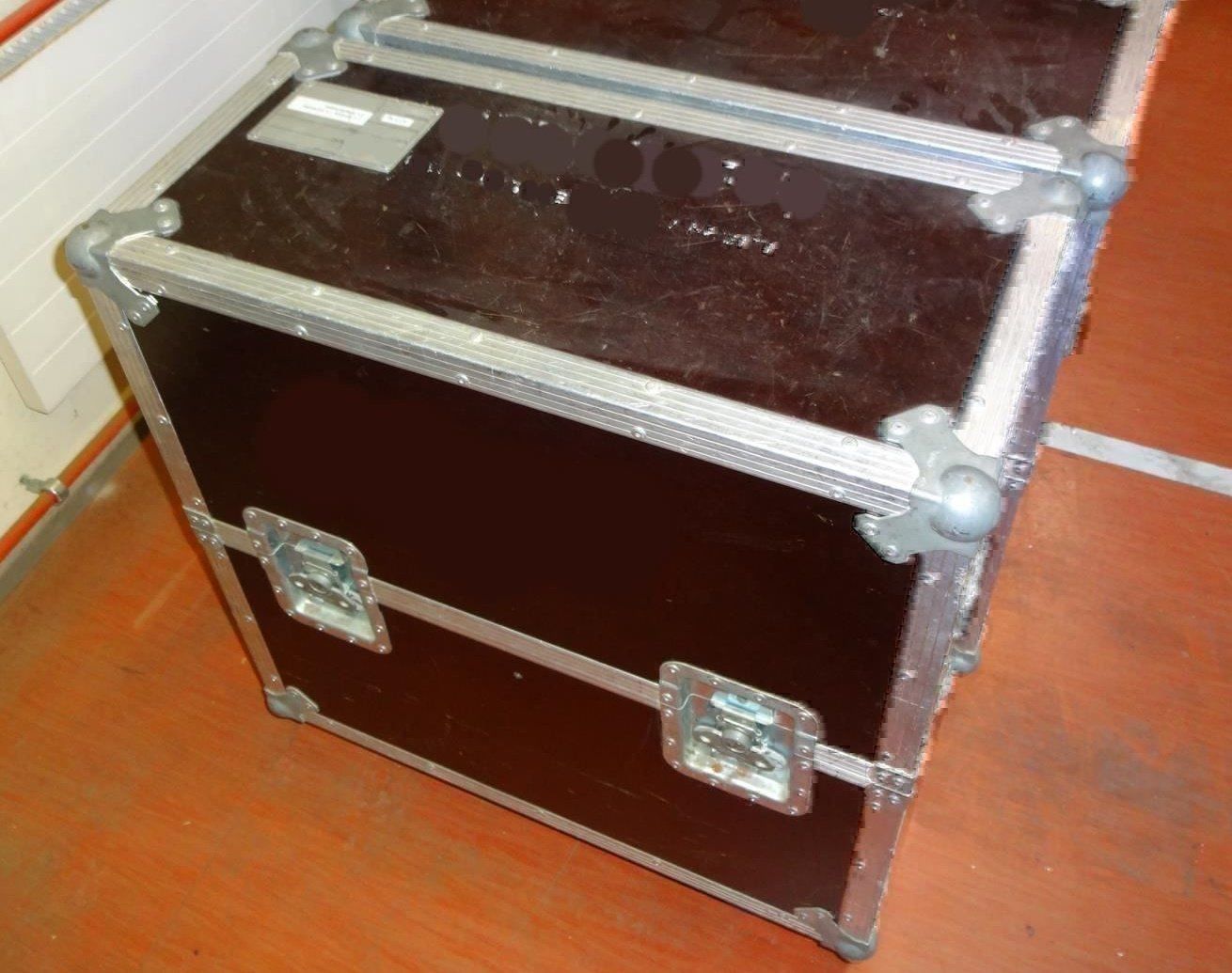Lampen: Scanner Geni Nimbus200 2 Stück inkl. Controller und Case – Gebraucht aus St. Gallen von moving_st.gallen 4