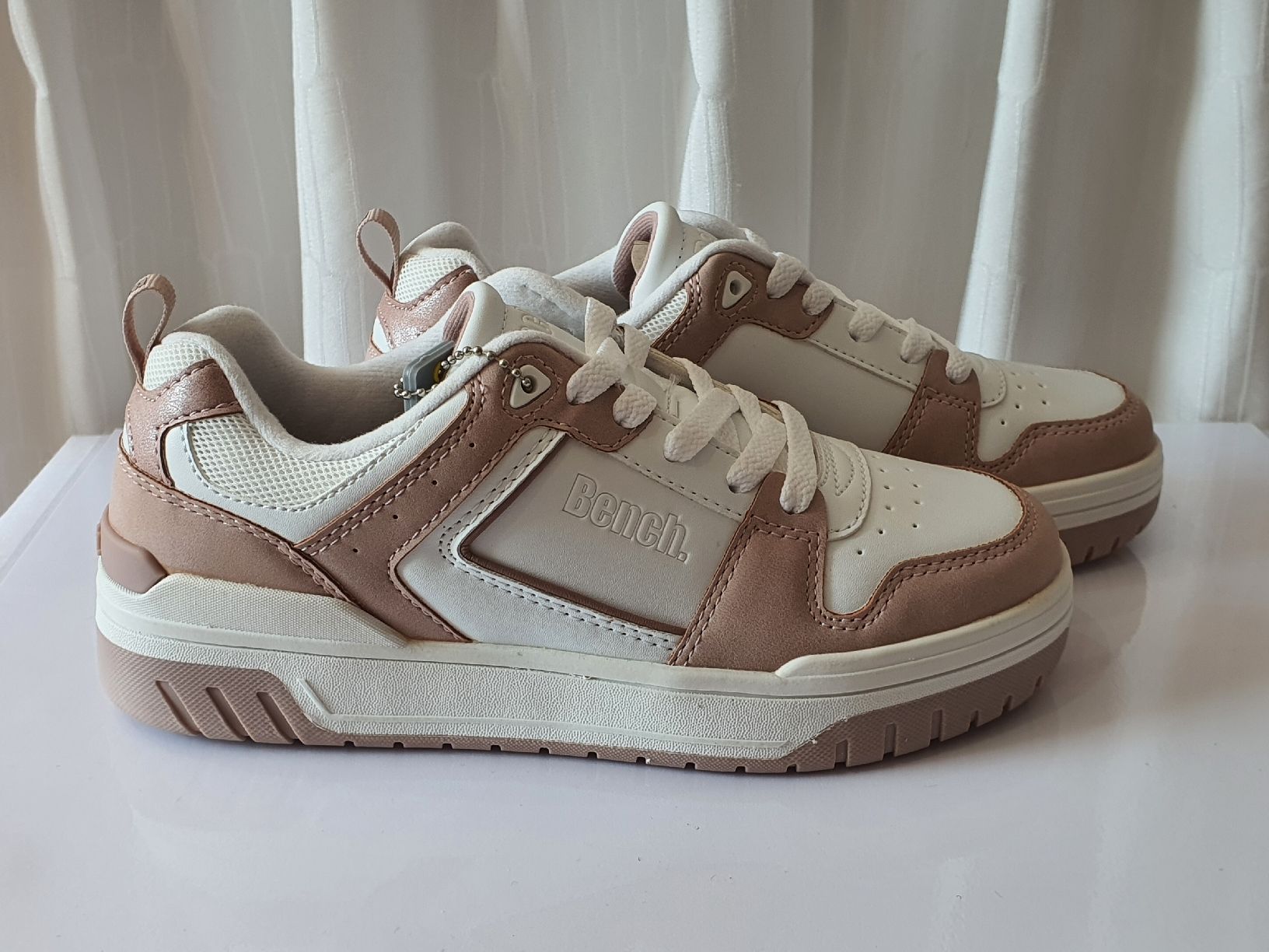 Bench Schuhe für Mädchen: Gr. 36 - Bench. Sneaker, Neu – Neu und originalverpackt aus Nürensdorf von SunshineKinderschuhe 1