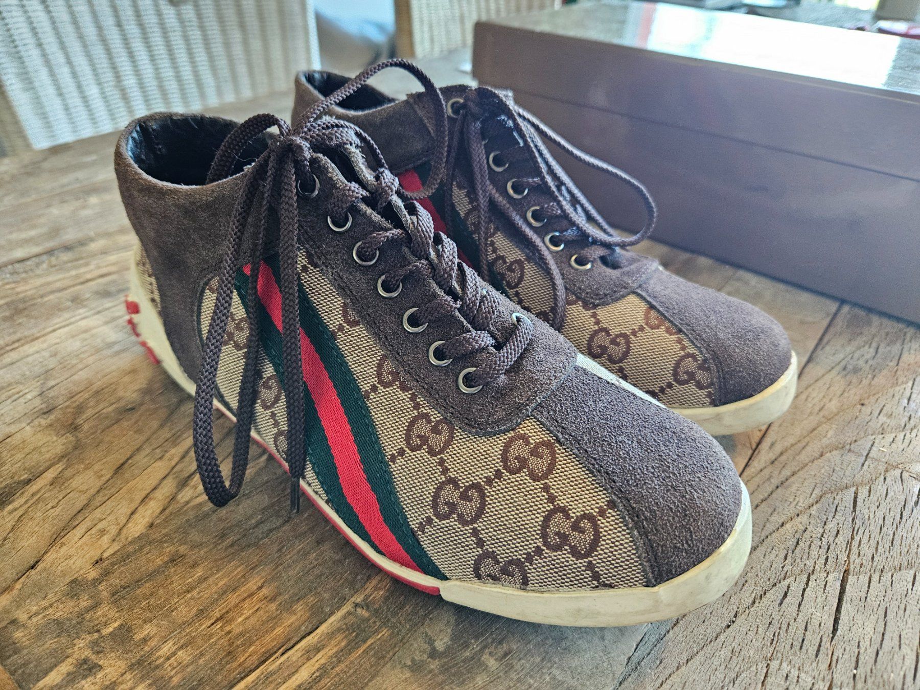 Gucci Damenschuhe: Gucci Turnschuhe 38 – Gebraucht aus Luzern von schuhparadies159