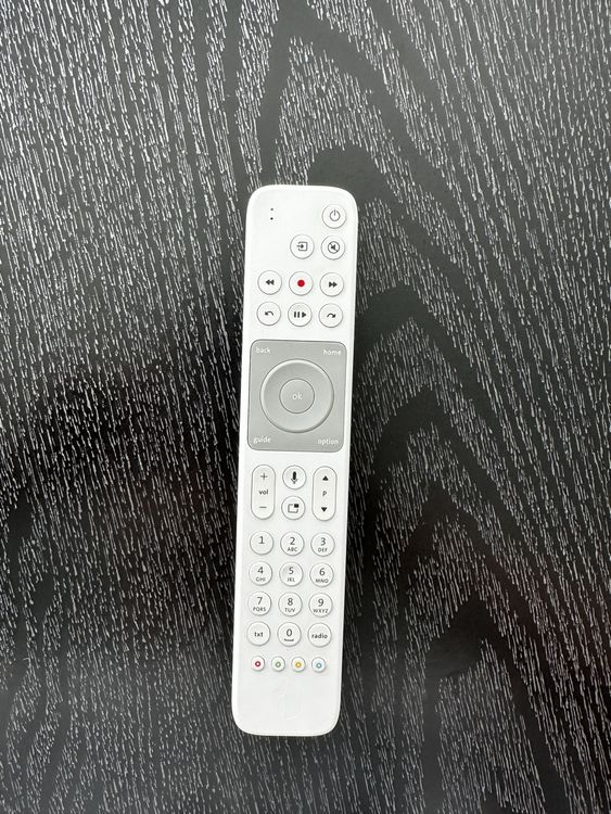 Swisscom TV Fernbedienung (Gebraucht) in Schmitten FR für CHF 5.9 – mit ...