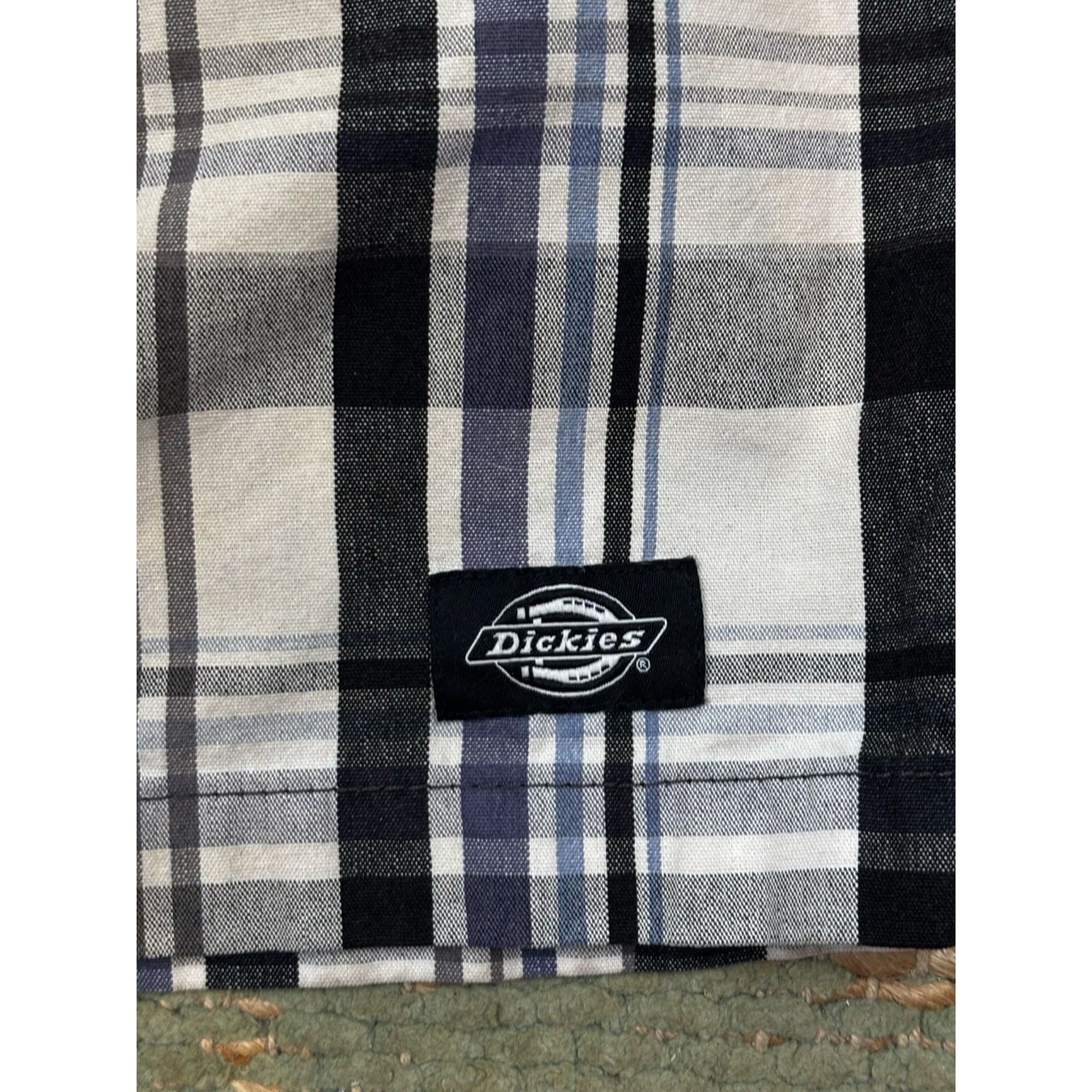 Pantaloni: Dickies Shorts kariert 34 – Usato da Masein venduto da VintageFineShit 1