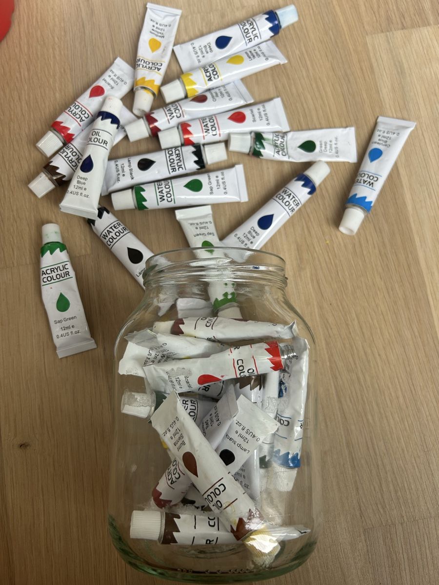 Kit bricolage: Grosses Bastel- und Malbedarfset – Usato da Zürich venduto da JN-MZ67676767 7