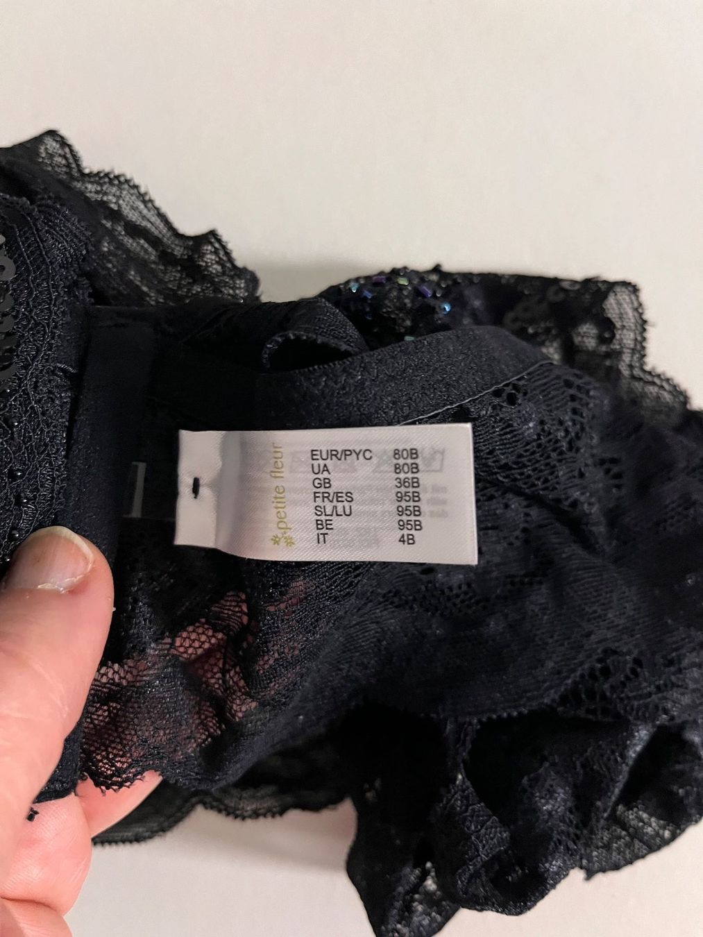 Altra biancheria intima: PETITE FLEUR, Spitzen-Bralette, Grösse 80B, Farbe Schwarz – Nuovo e nell'imballaggio originale da Rudolfstetten venduto da gst_g7xl 9