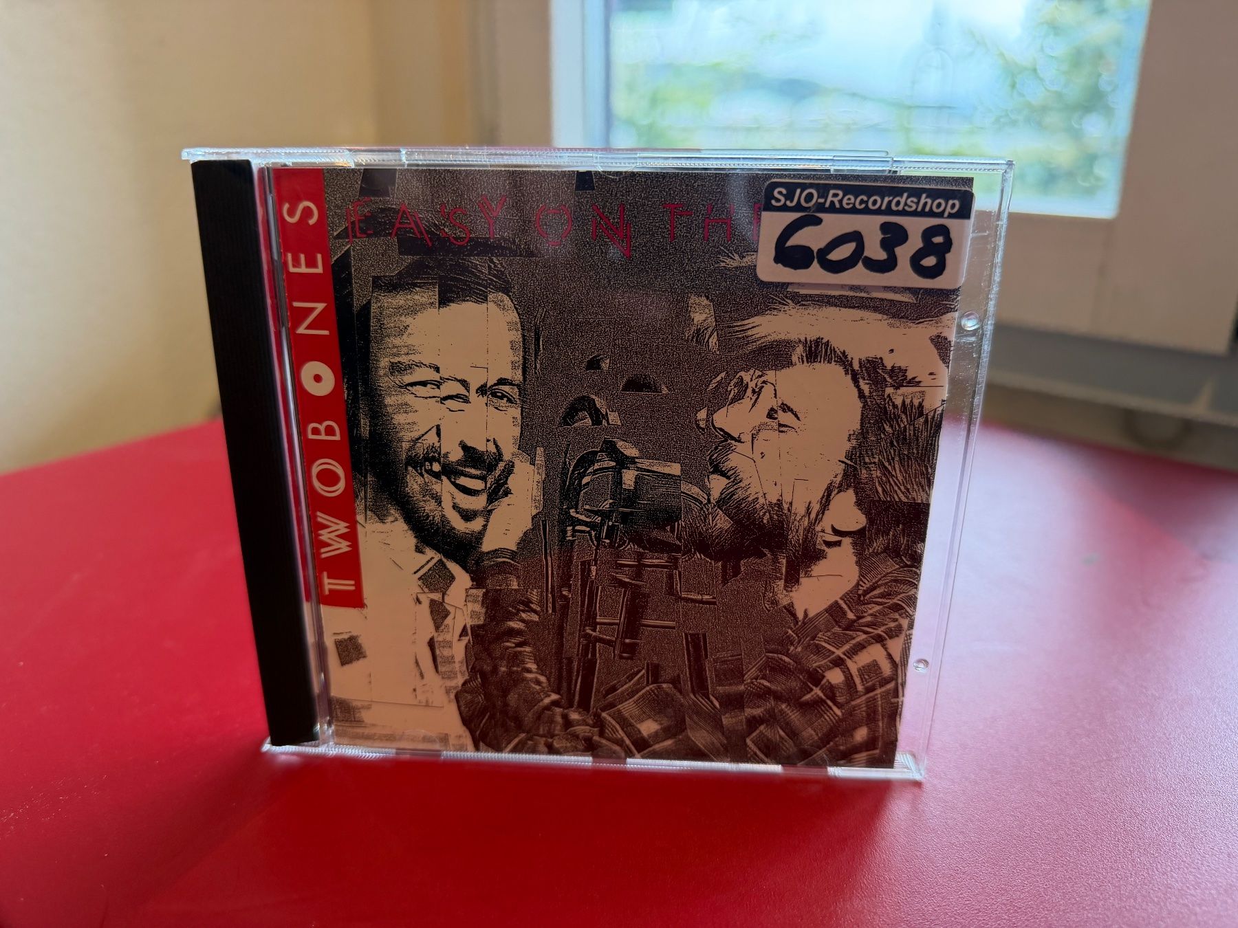 CDs: Twobones - Easy On The Ear - KA02BS – Neu (gemäss Beschreibung) aus Küsnacht ZH von JazzRecords