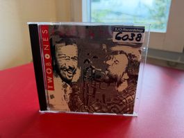 Twobones - Easy On The Ear - KA02BS