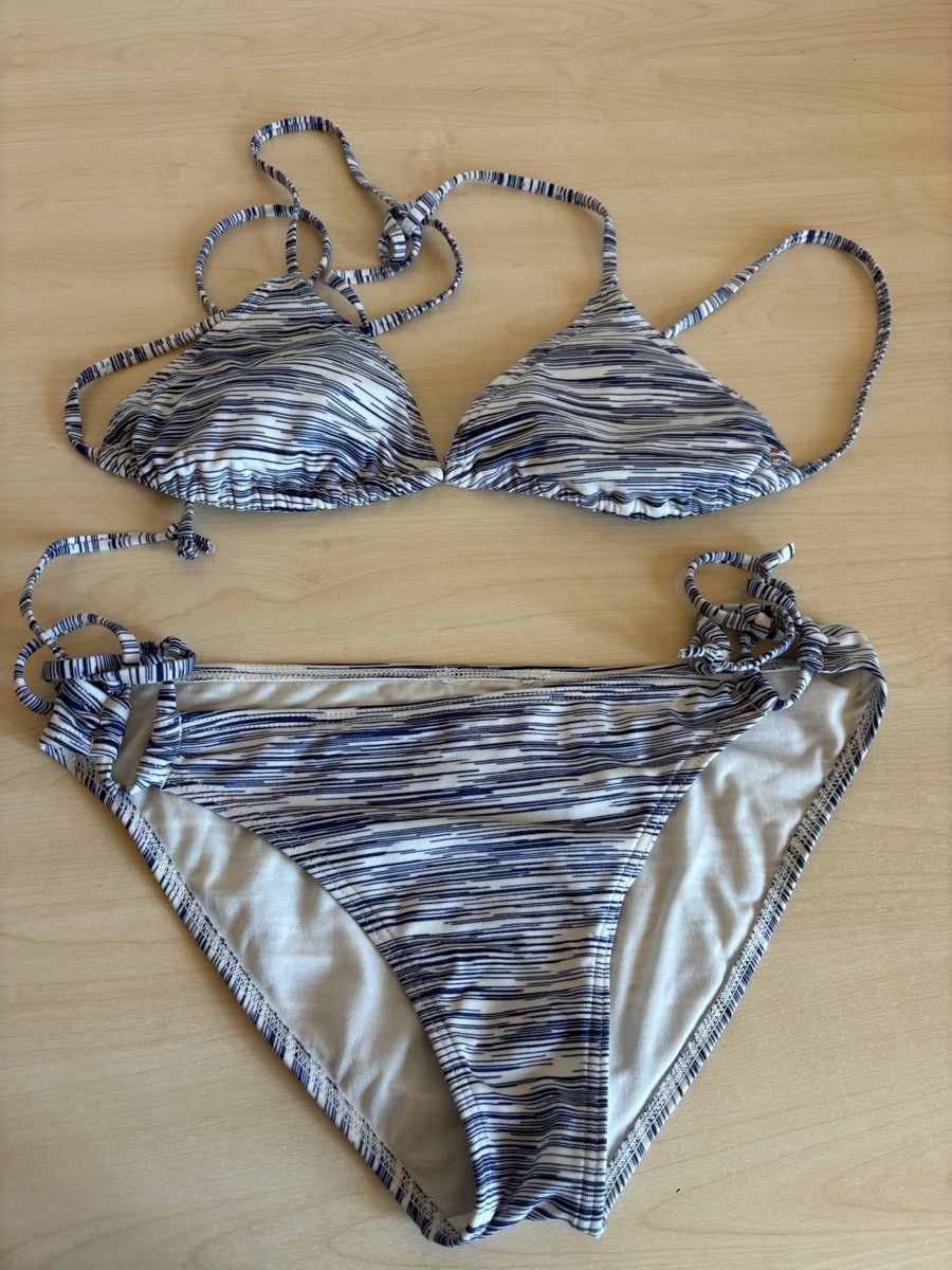 Roxy Costumi da bagno & Bikini: Roxy Bikini Grösse L – Usato da Ried b. Kerzers venduto da Sa_Gu