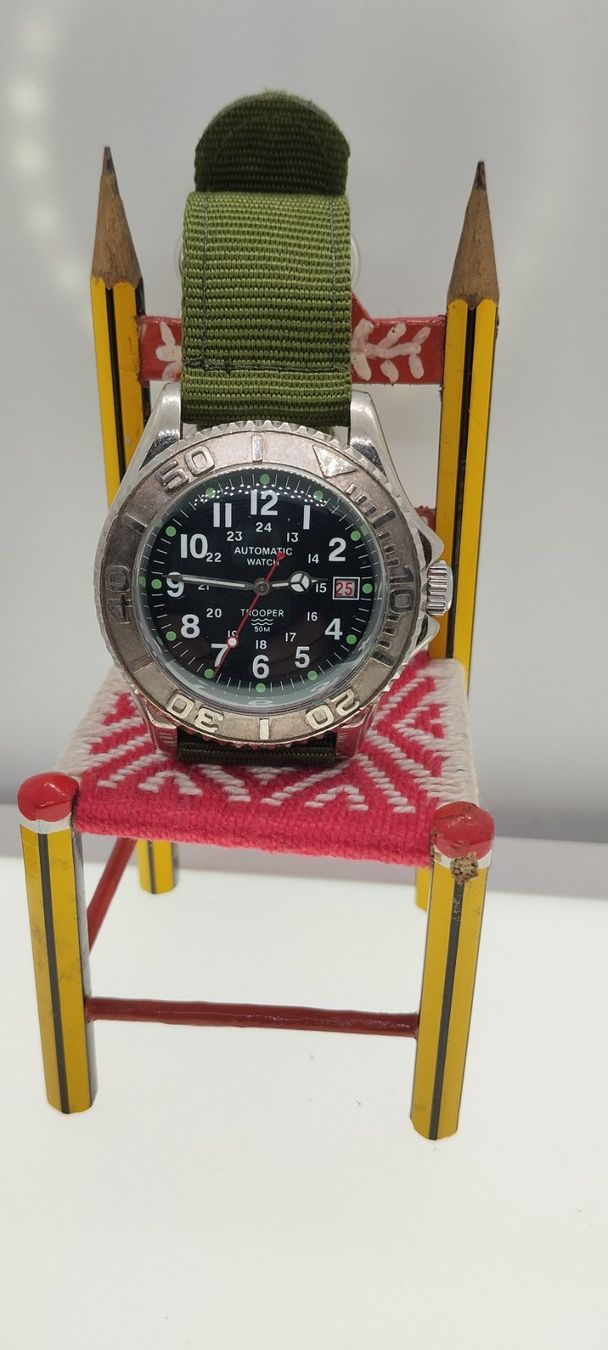Orologi: Montre automatique récupéré – Usato da La Chaux-de-Fonds venduto da jac_9llg 1