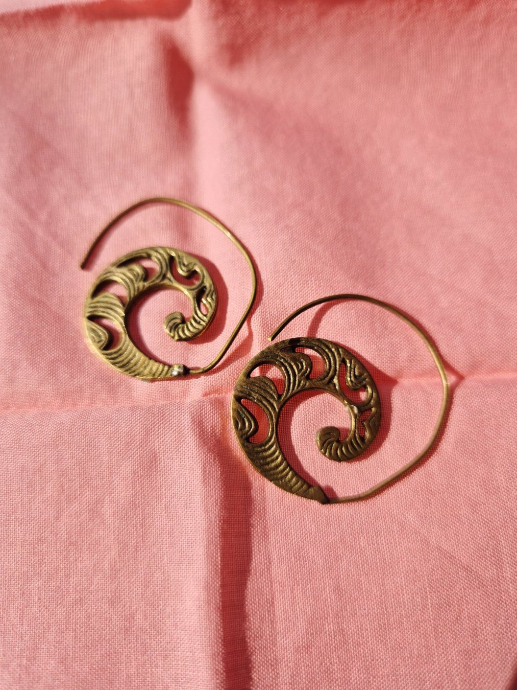 Orecchini pendenti & Orecchini a lobo: OHRRINGE RING GOLD FARBEND HANDMADE ATELIER TOP ZU RING – Usato da Elsau venduto da the-colorful-side 9