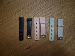 Armbänder Fitbit Versa 2  drei Stück verschiedene Farben 