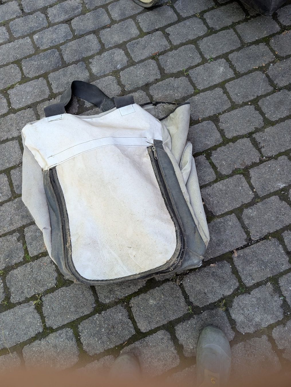 Laubbläser & Laubsauger: Laubsauger – Gebraucht aus Grüningen von Heiduck 4