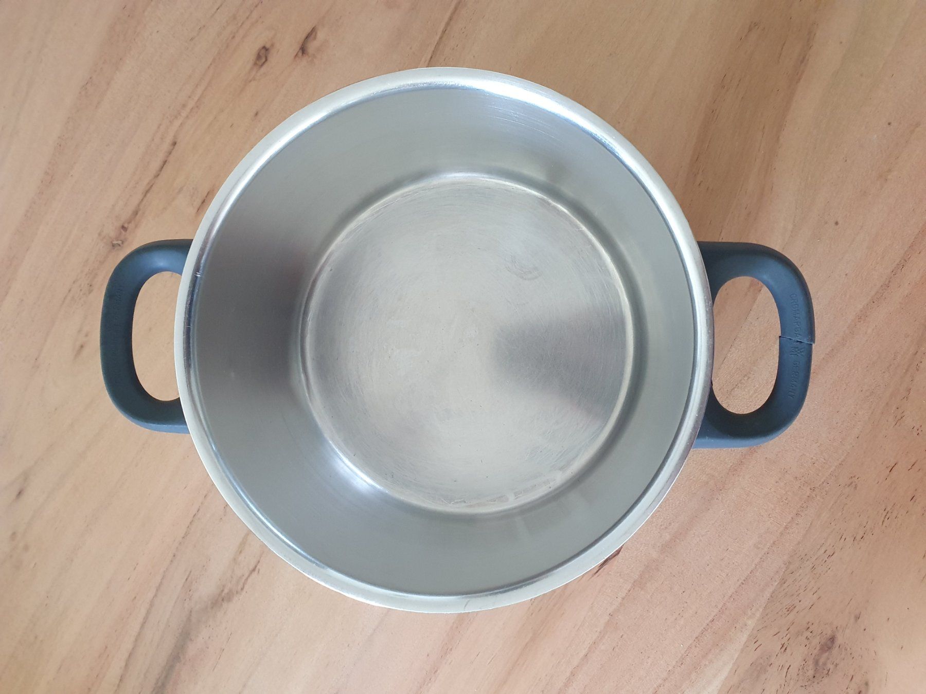 Pentole: Gebrauchter Kochtopf 17 cm Durchmesser – Usato da Zürich venduto da car_h899 1