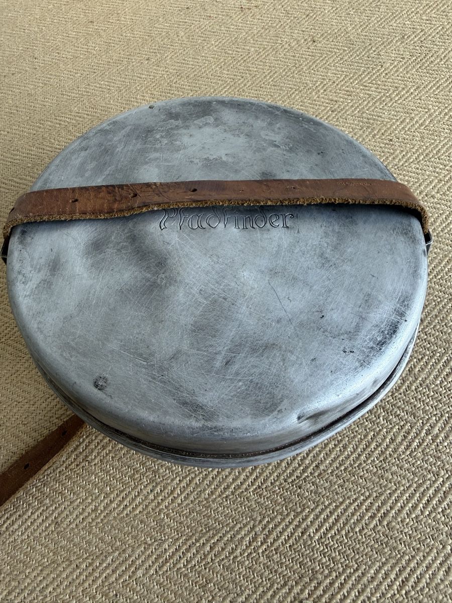 Set di piatti: Vintage PFADFINDER Geschirr – Usato da Konolfingen venduto da petzipetz