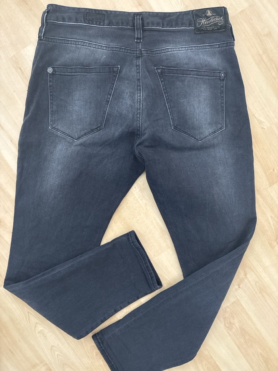 Herrlicher Jeans:  Jeans Herrlicher  schwarz /grau – Gebraucht aus langenthal von rundholz7 5
