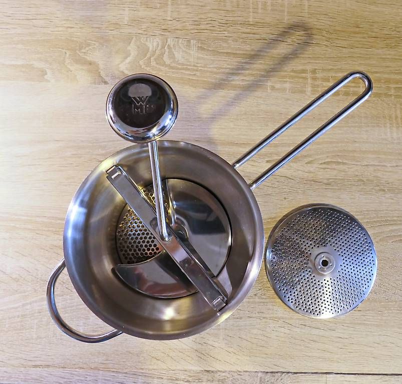 Elettrodomestici da cucina: WMF Gourmet Passiermühle Edelstahl – Usato da Wettingen venduto da Ricolino2025 1