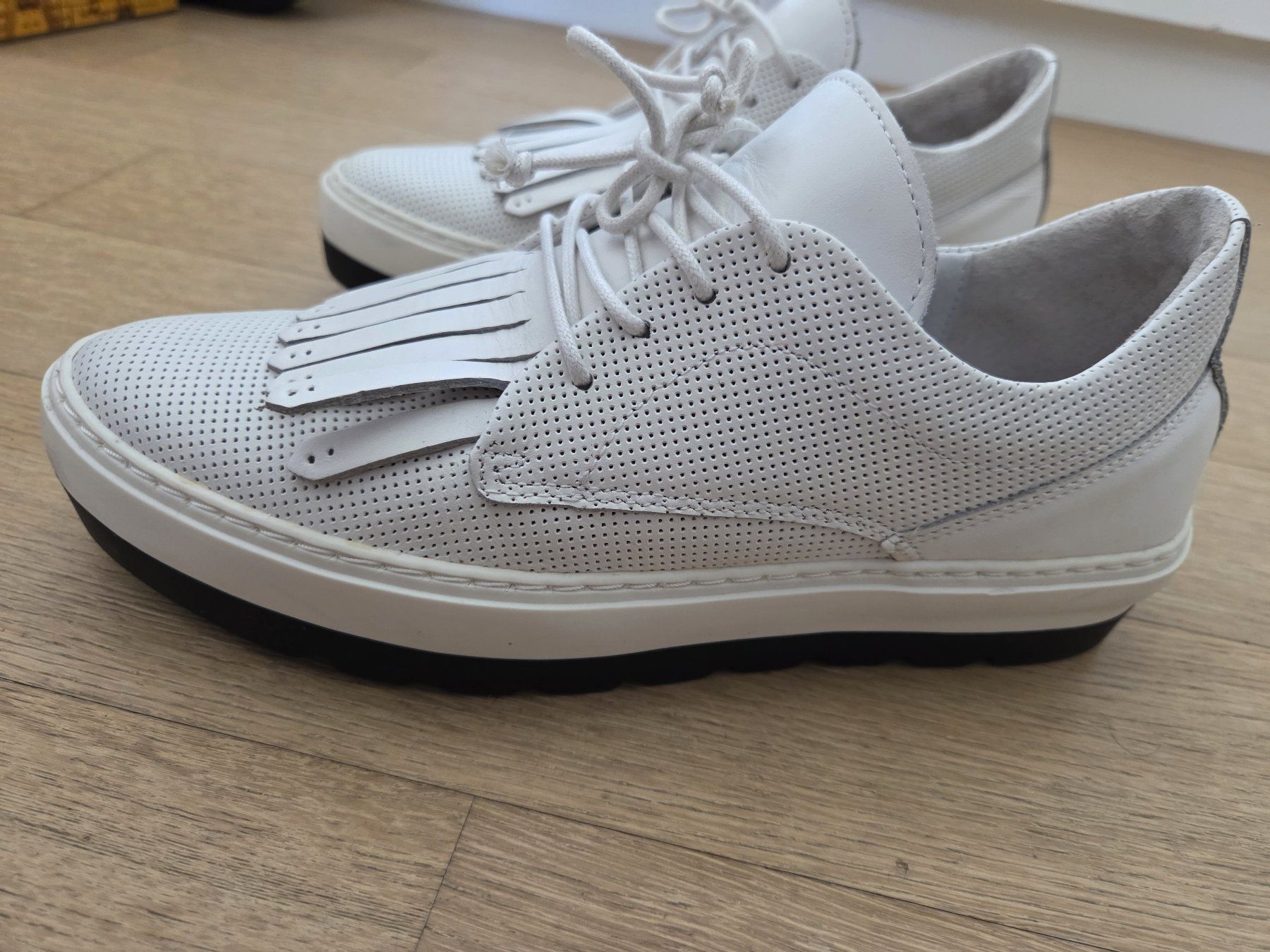 Scarpe da donna: Chaussures SPM en cuir Pointure 40 - NEW – Nuovo (secondo la descrizione) da Carouge GE venduto da Franllo 3