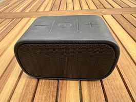 UE Mini Boom tragbarer Lautsprecher schwarz