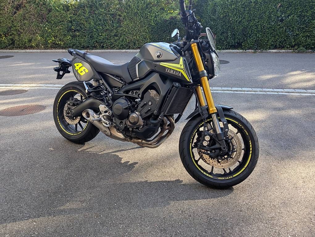 Yamaha Strasse: Yamaha MT09 Sport Tracker  Seltene Special Edition – Gebraucht aus Flüh von Tavullia 2