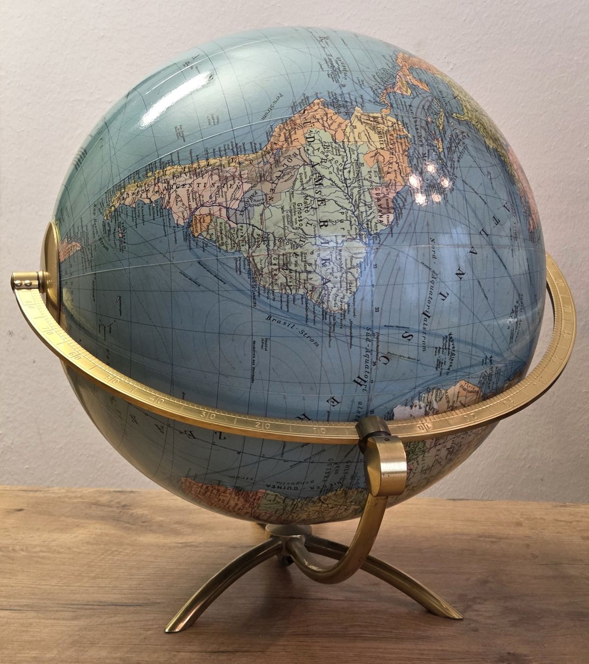 Altro in Decorazioni & Accessori: Mid-Century Glas Globus mit Beleuchtung – Usato da Kriens venduto da 1mars10