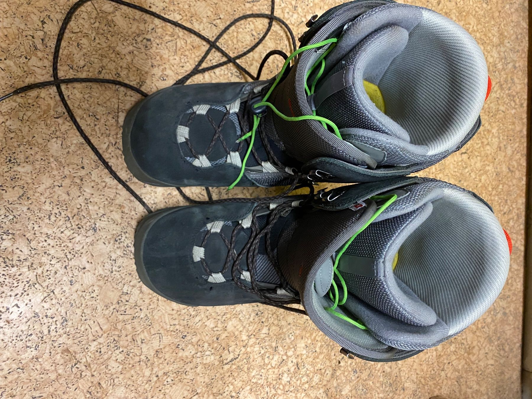 Scarpe da uomo: Snowboard Schuh Ruler Grösse 44 – Usato da Sennhof venduto da herz40