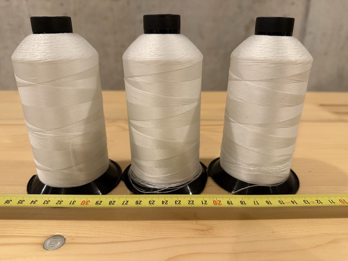 Macchine da cucire: 3X Coats Trident S103 Tkt040 Sewing Thread 3000m - Durable! – Nuovo (secondo la descrizione) da Zürich venduto da David.1 6