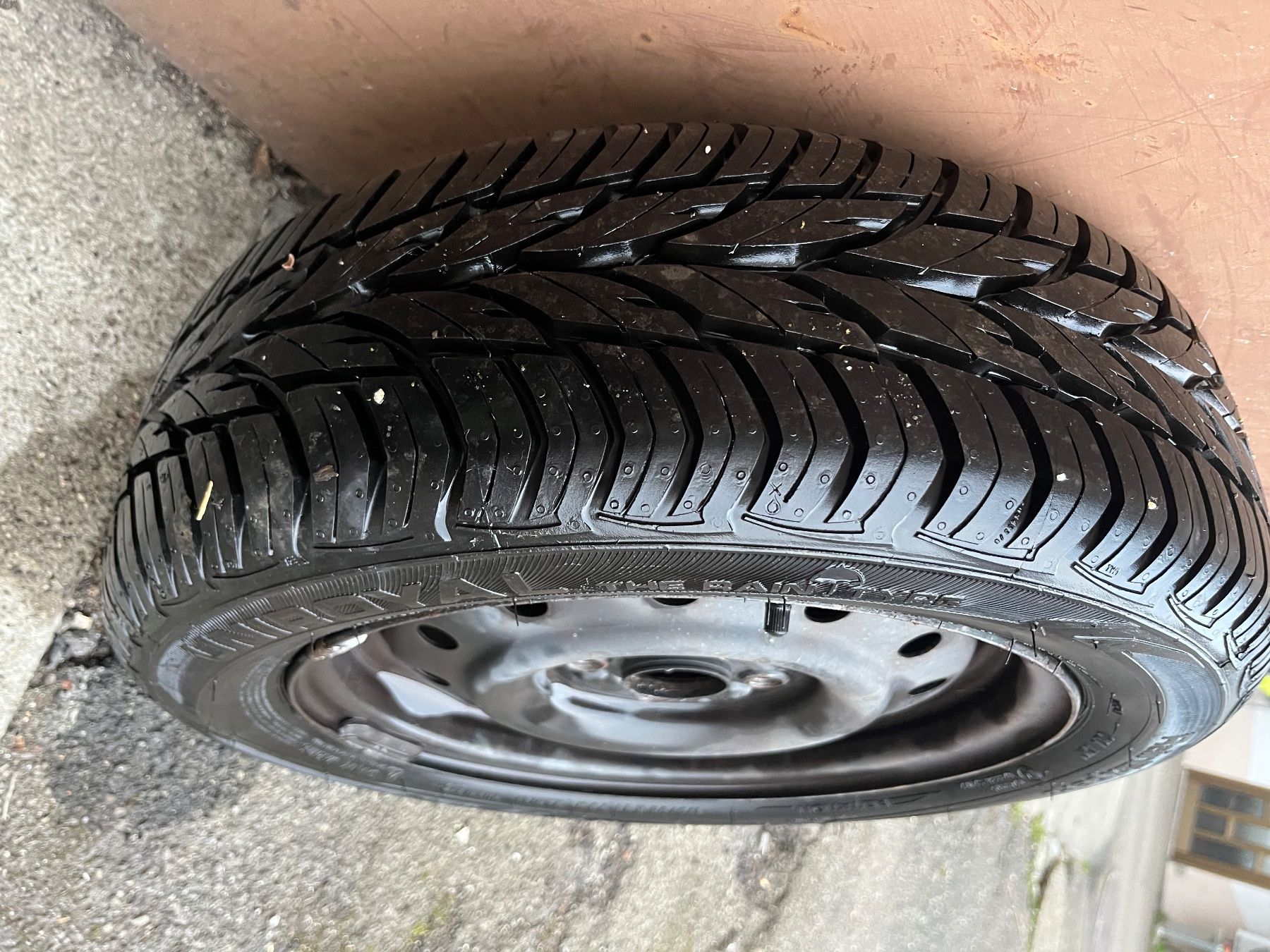 Uniroyal Pneumatici & Ruote complete: Felge mit Pneu – Usato da bretzwil venduto da nightflasher 6