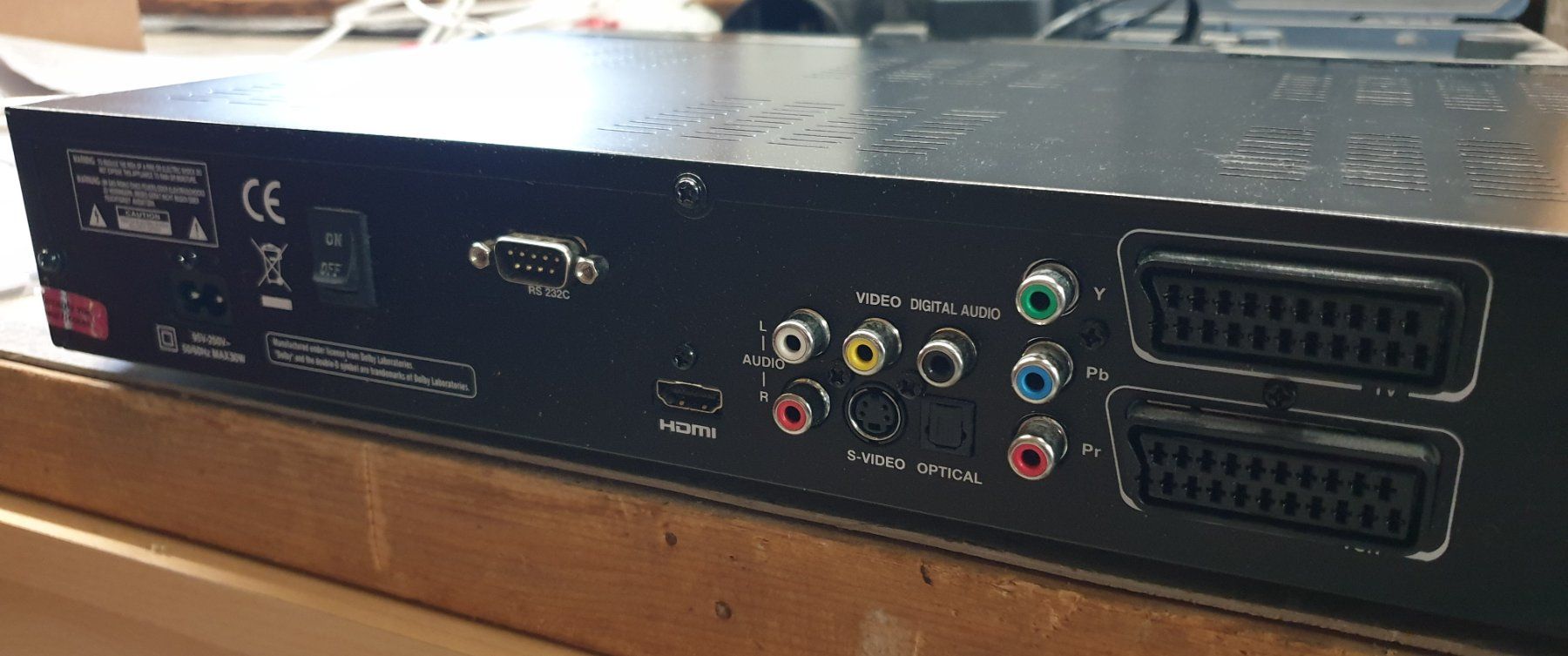 Ricevitori: Satellitenreceiver Sradix HS 411 VACI – Usato da Altdorf UR venduto da pezibe 1