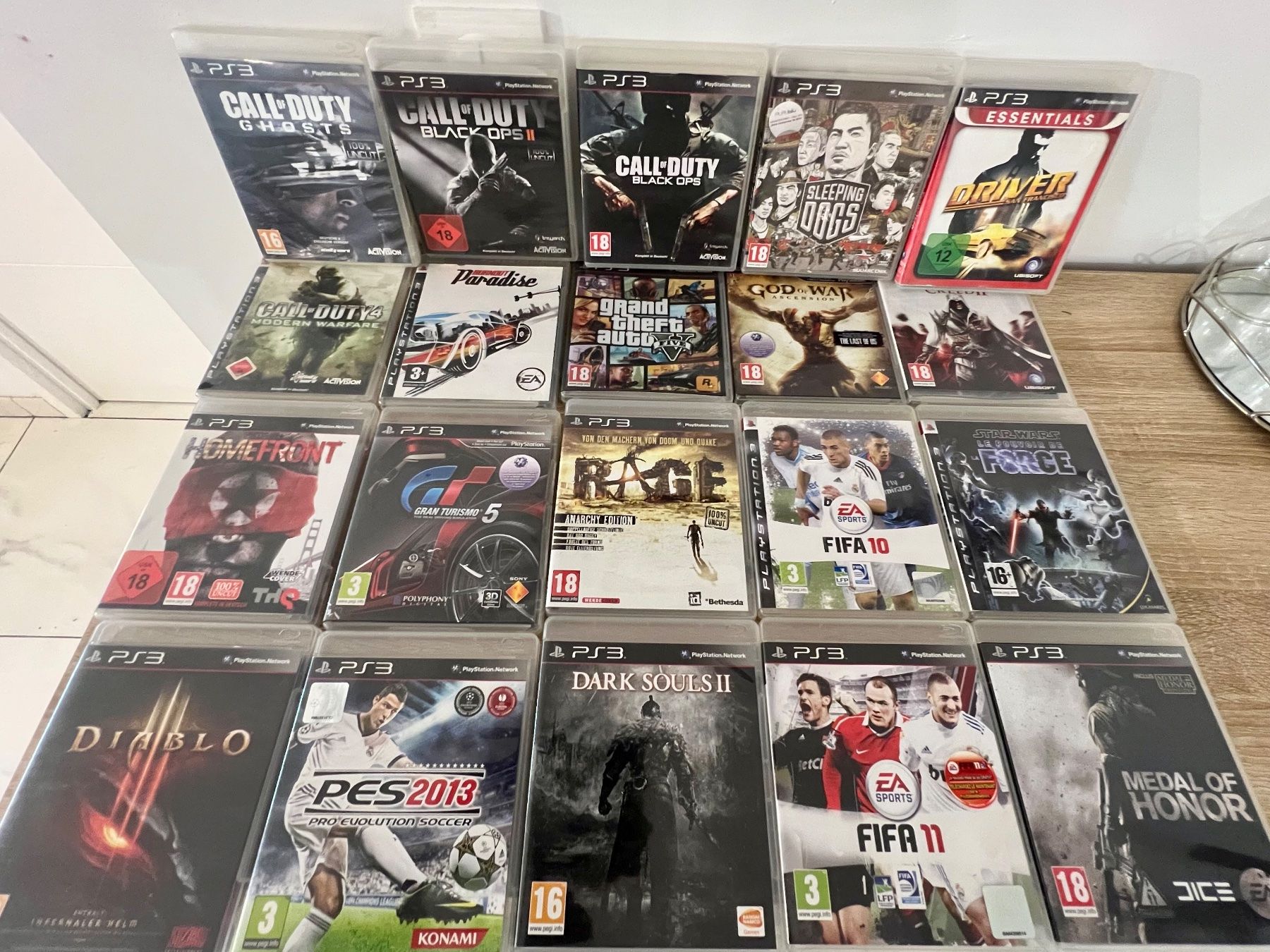 Giochi: 20 PS3 Games / Spiele – Usato da Zürich venduto da T.E.B 1