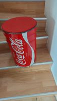 Coca-Cola Fass mit Sitzkissen rot guter Zustand
