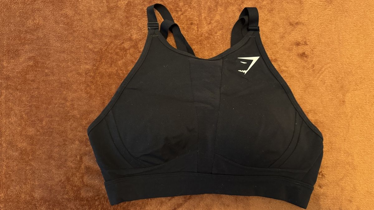 Gymshark Top: Brassière Gymshark  – Usato da Pully venduto da clo_s7tt