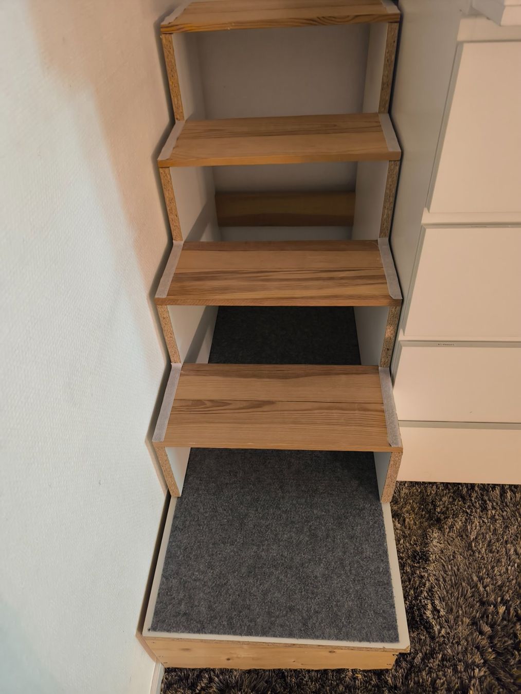 Fasciatoi & Accessori: Wickeltisch mit Treppe – Usato da Würenlos venduto da bodystyle 1