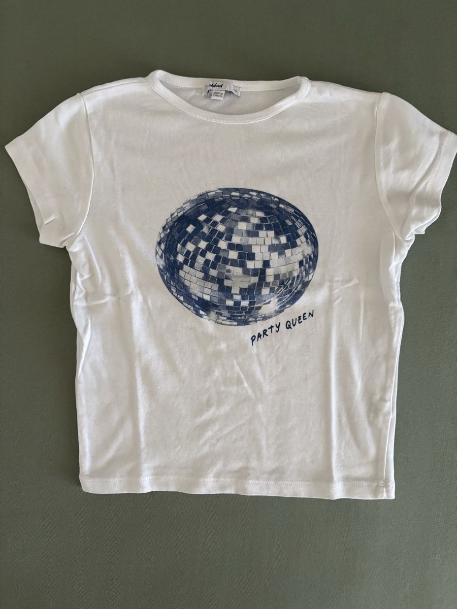 Blusen, T-Shirts & Tops: Graphic tee subdued Discokugel  – Neu (gemäss Beschreibung) aus Hunzenschwil von ede_h8tt