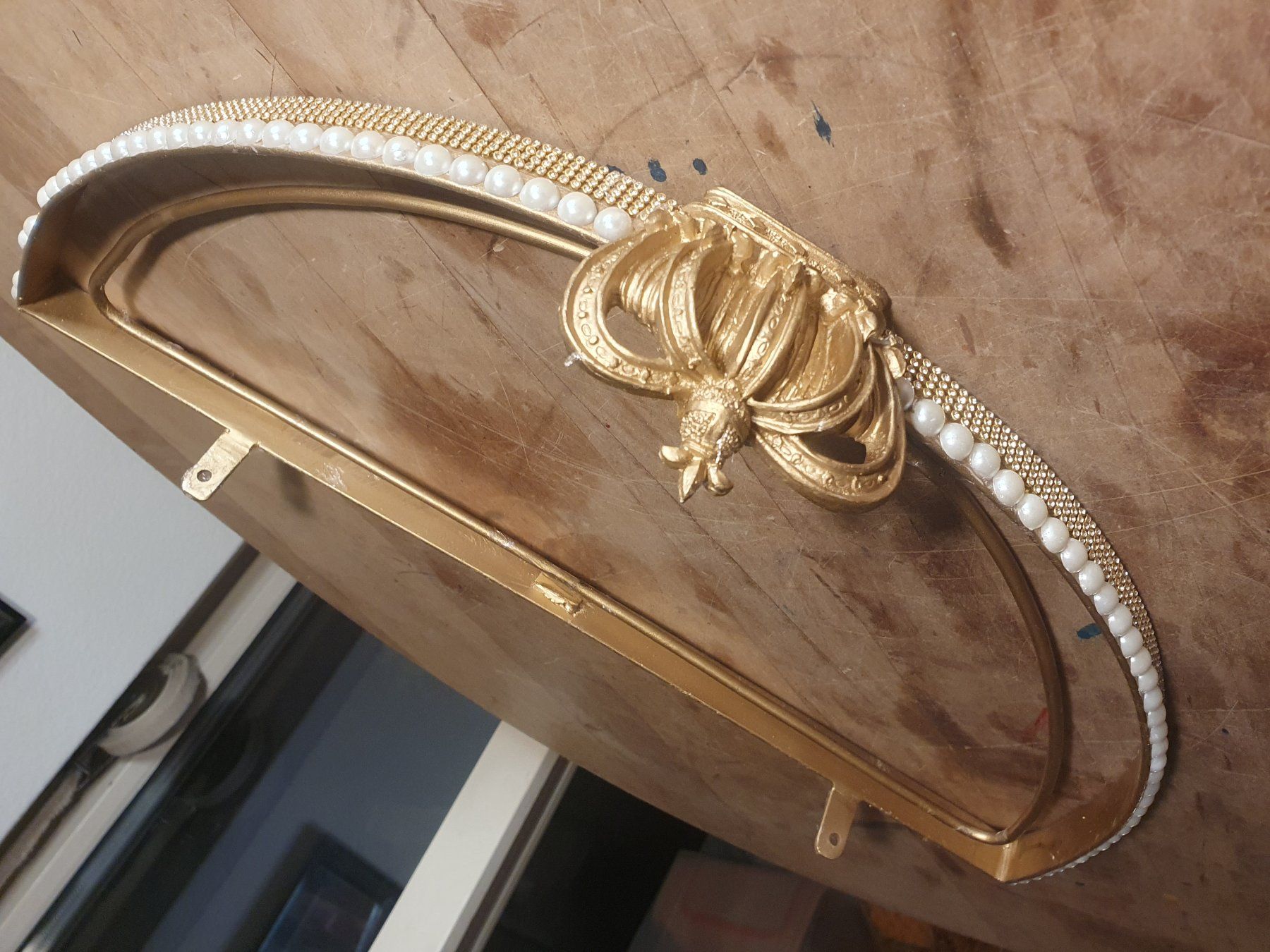 Porte manteau: Garderobe mit Krone – D'occasion à Zürich par loosebone