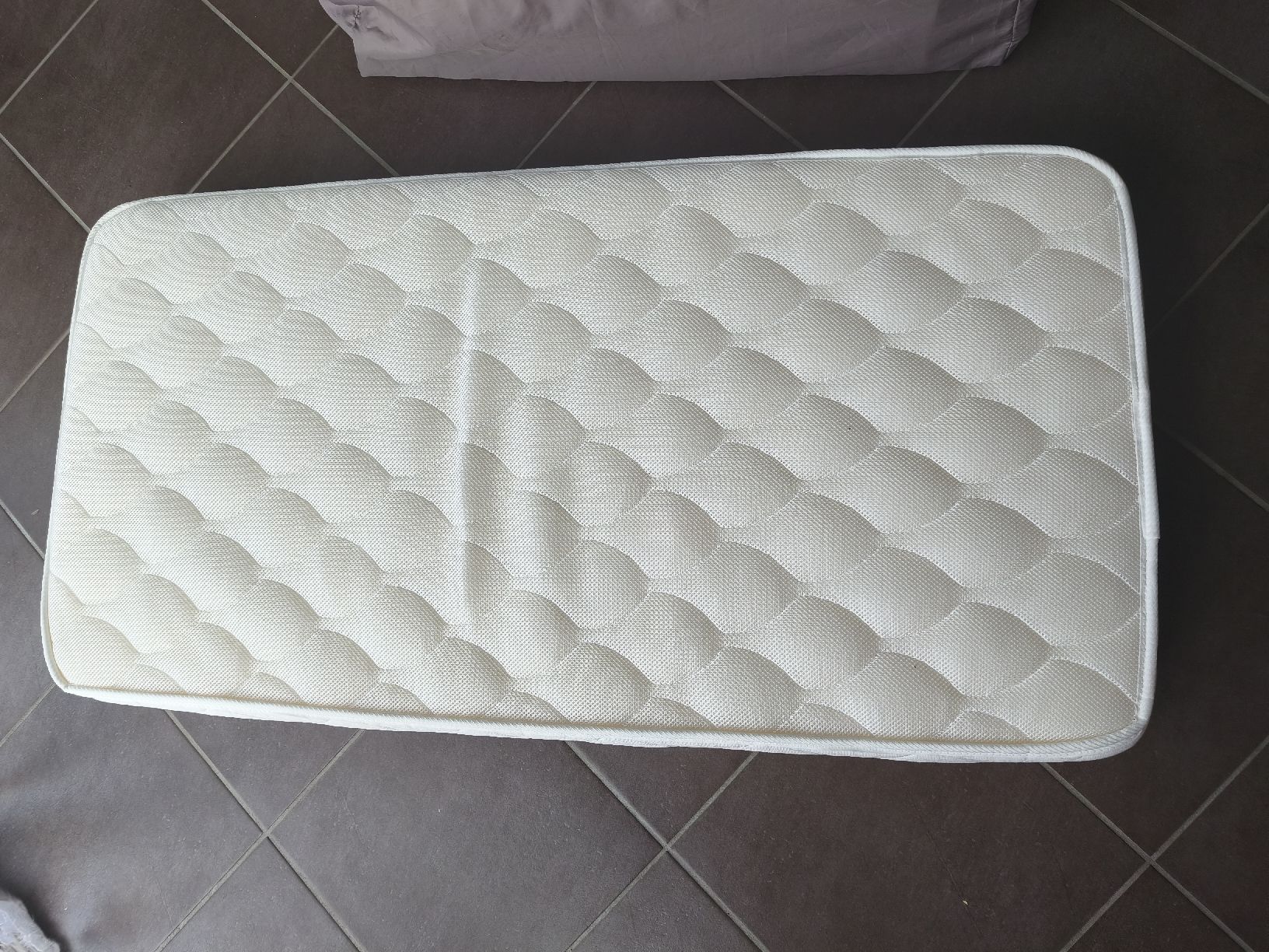 Letti: lit de voyage + matelas  – Usato da Bouveret venduto da Benj89 1