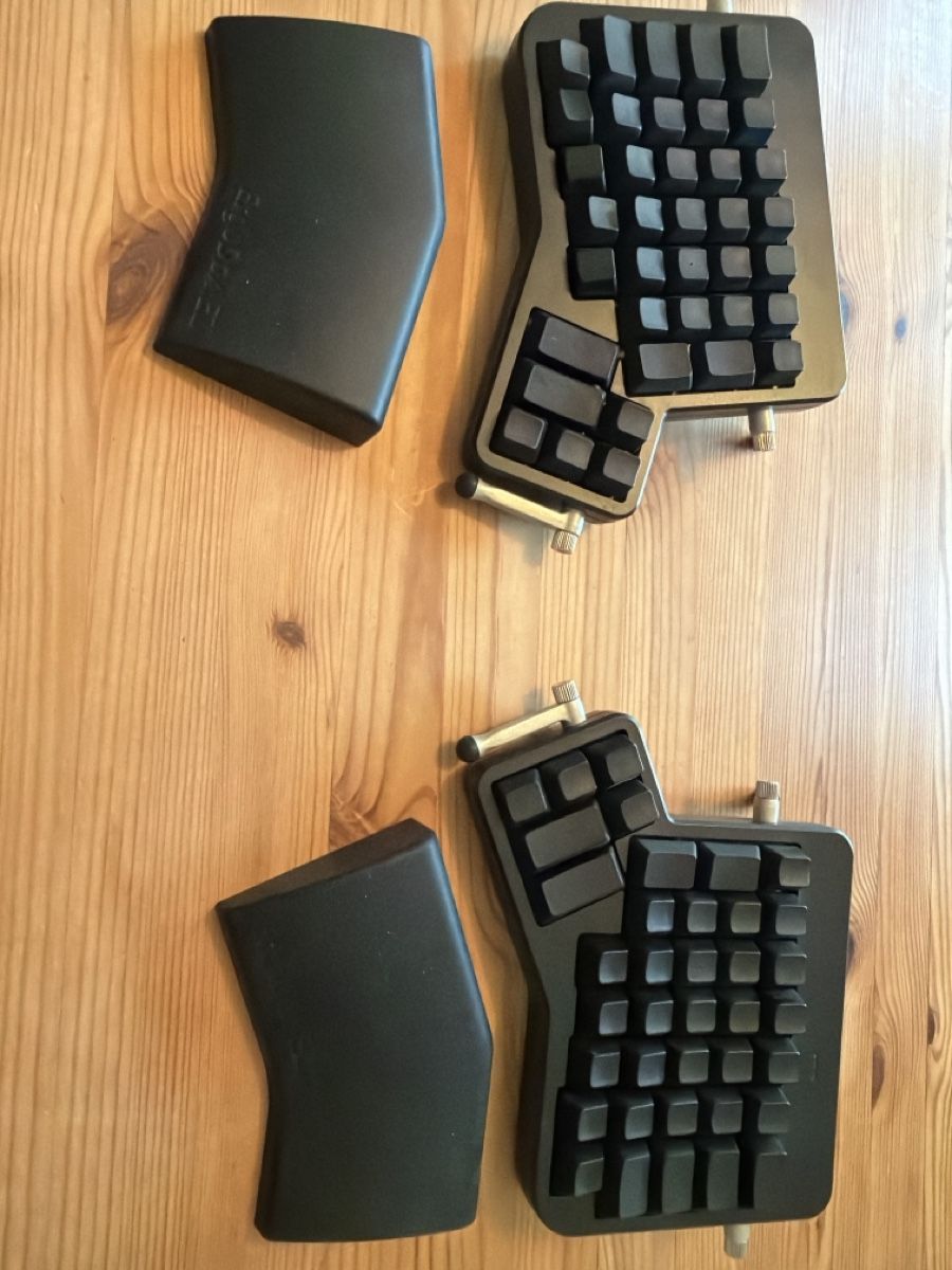 Tastaturen: Ergodox EZ - ergonomic split keyboard – Gebraucht aus Ennetbaden von andrino14 1