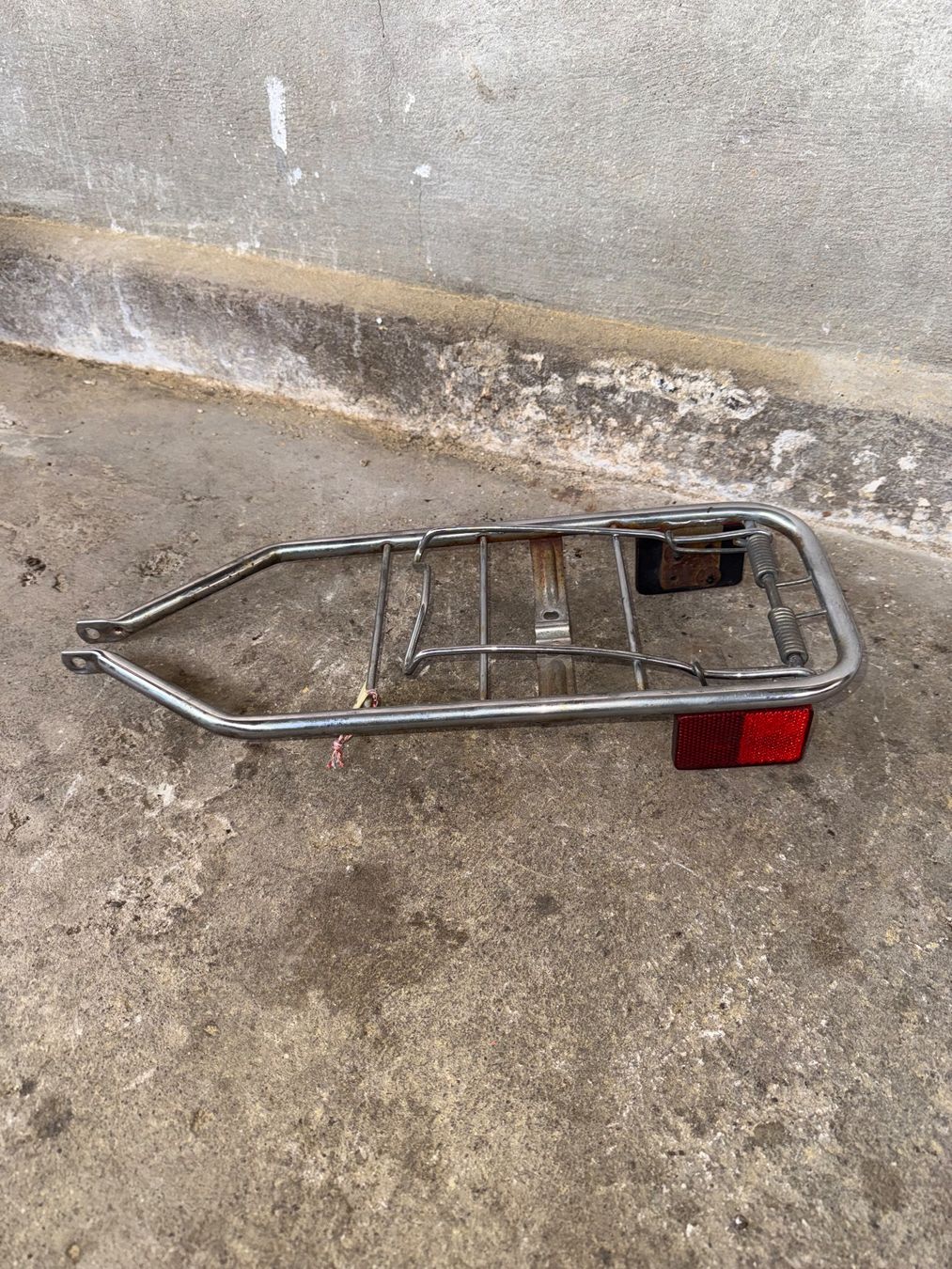 Puch Parti ricambio per ciclomotori: Puch Maxi S Gepäckträger – Usato da Fahrni b. Thun venduto da berger_tuning34 1