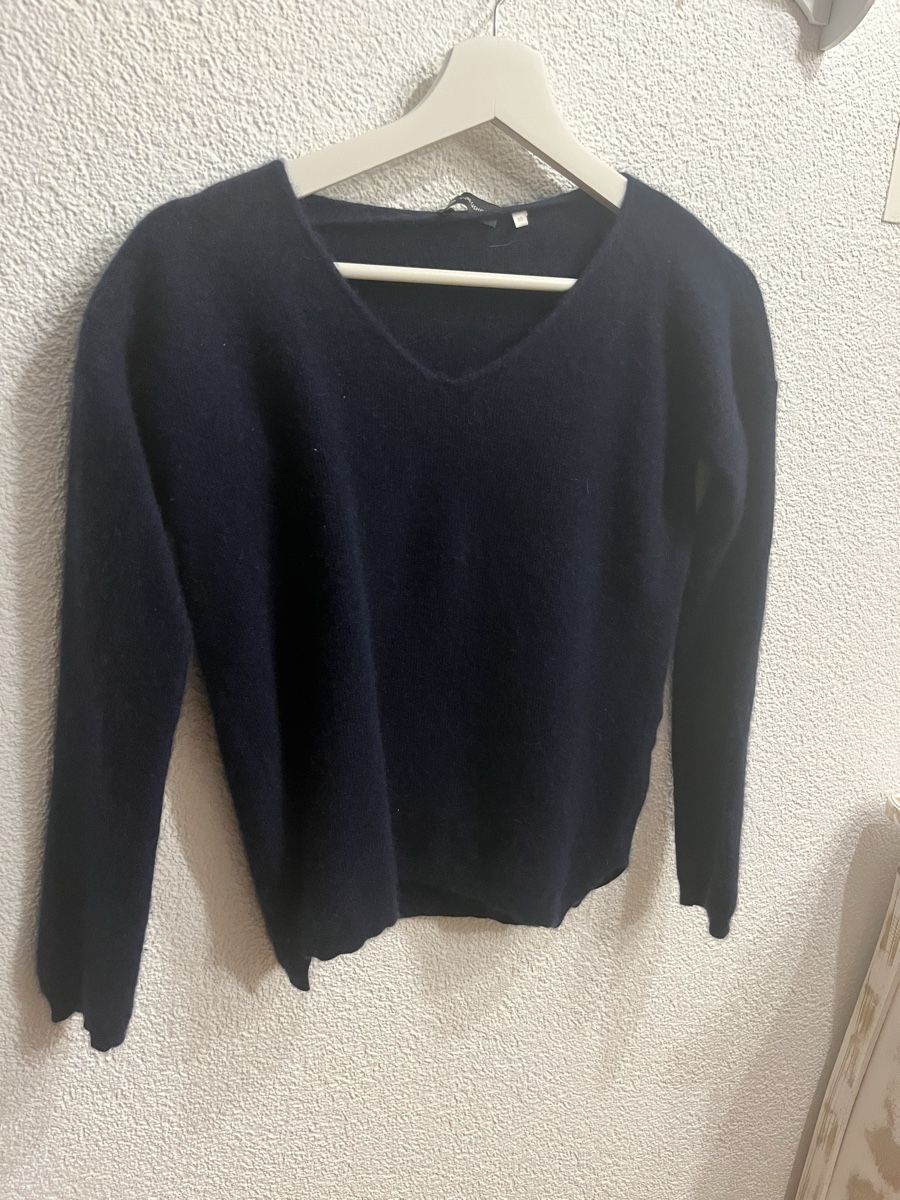 C&A Maglioni & Felpe: 100% Kaschmir Pullover dunkelblau Grösse S – Usato da Stalden VS venduto da Beigeballerina