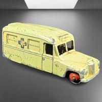 🚑 Dinky Toys 253 Daimler Ambulance – Vintage Klassiker 🌟