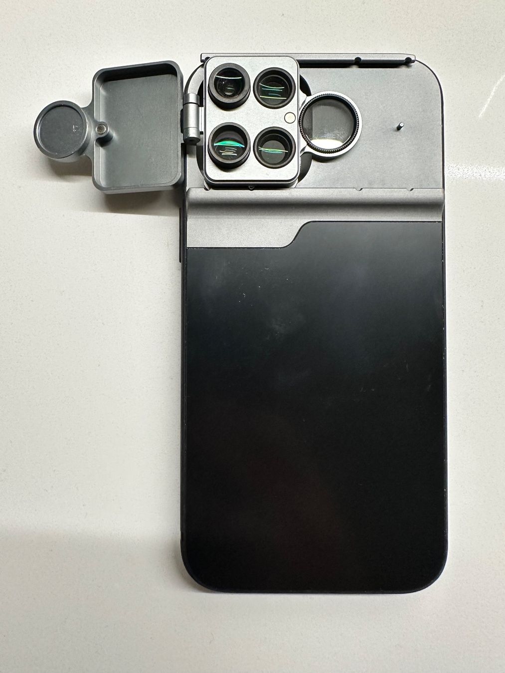 Apple Cover & Protezioni schermo: Hülle mit Kameraobjektiv 5-in-1 – Usato da Urtenen-Schönbühl venduto da concerusso