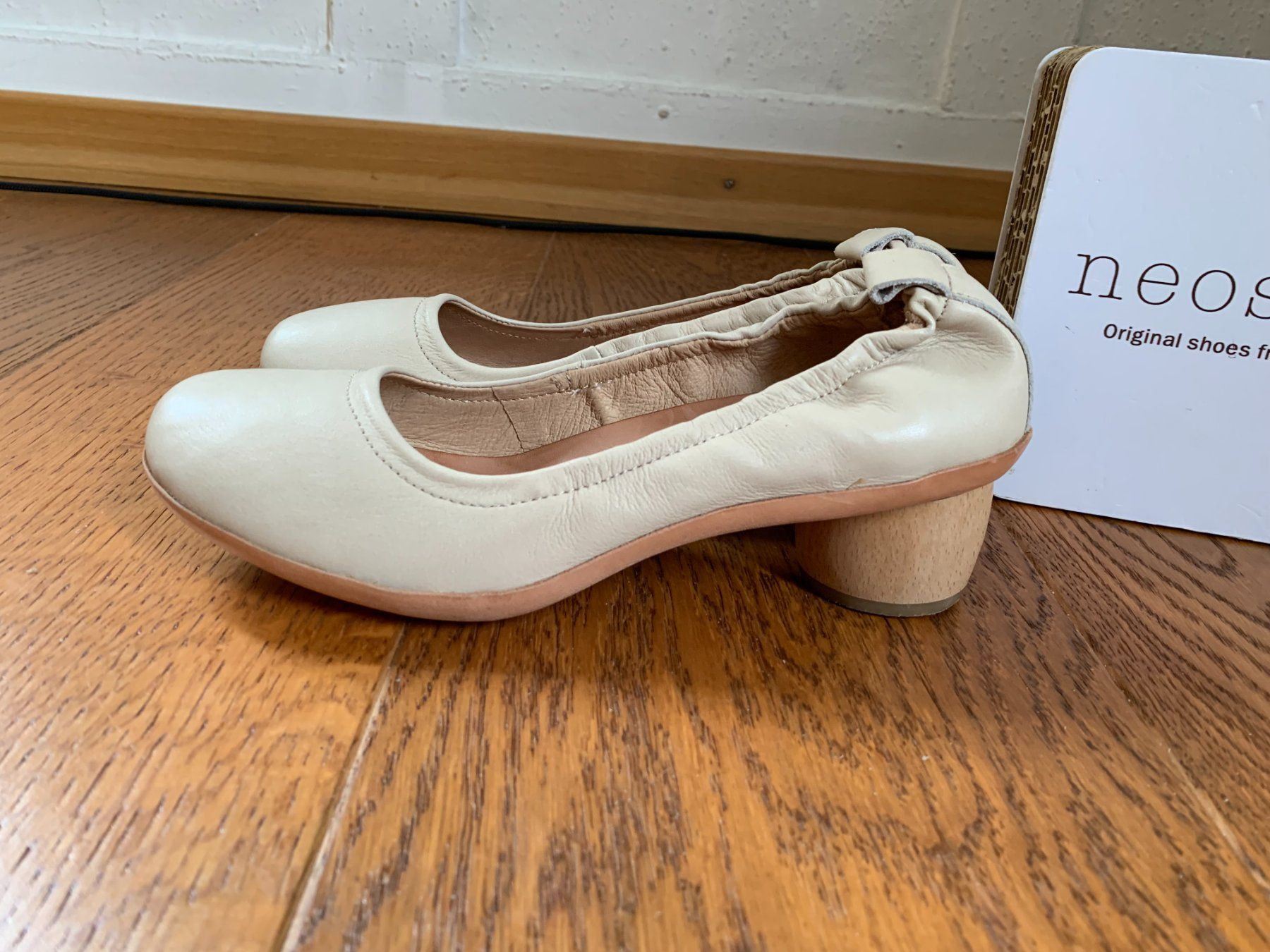 Neosens Damenschuhe: Neosens Tintorera 5695 beige Gr.37 – Gebraucht aus Zürich von finsti 2