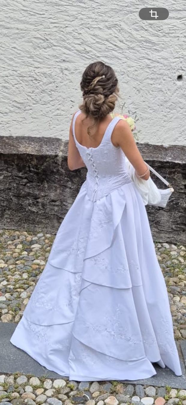 Vestiti: Vestito matrimonio – Usato da Lodano venduto da yar_bv5l 3