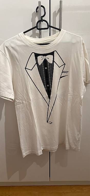 T-shirt: Off-White/ Nike T-Shirt Gr.M – Usato da Langenthal venduto da AliceAmmann