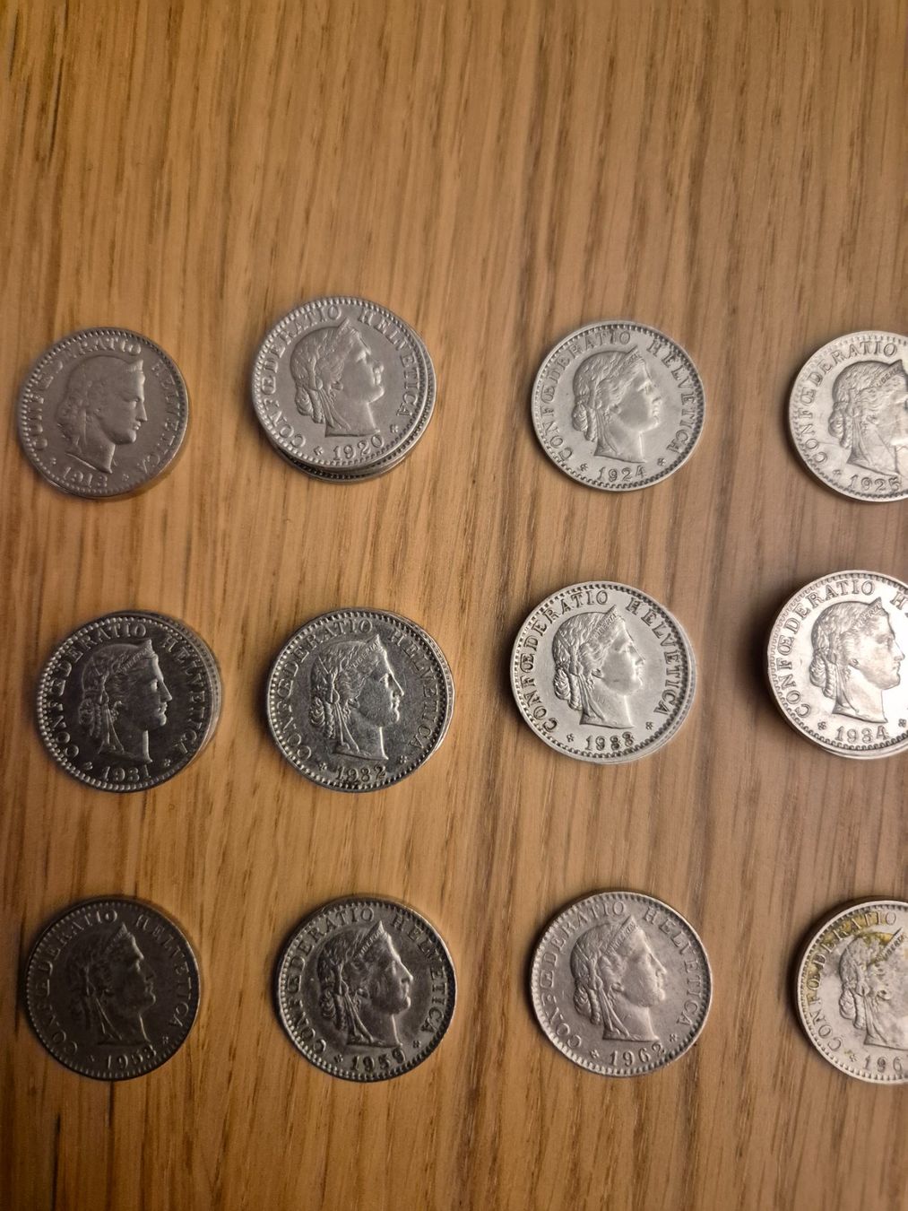 Tutti le monete: Pièces anciennes de 20 centimes – Usato da Fully venduto da pittelop 3