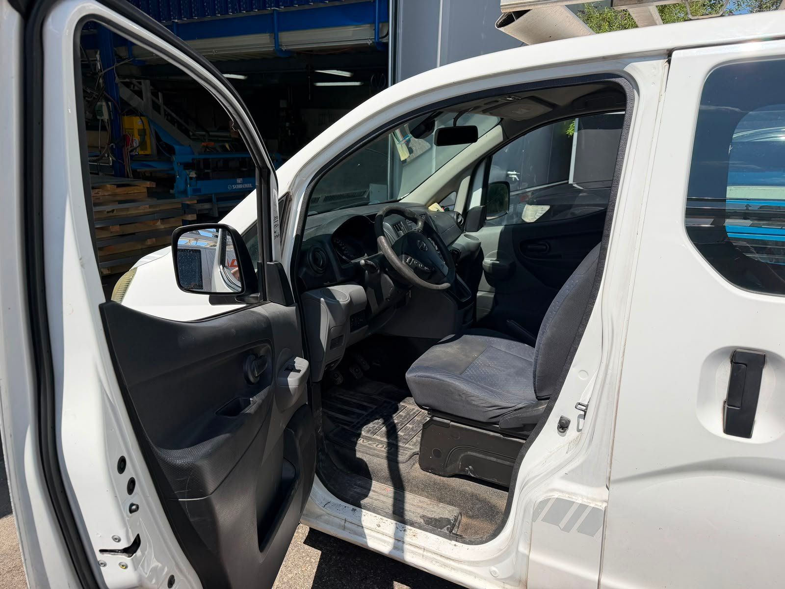 Nissan Veicoli commerciali: Nissan Gruau NV 200 – Usato da Matzendorf venduto da roufu34 5